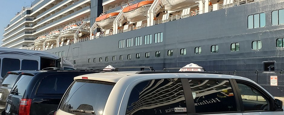 taxi at cruise